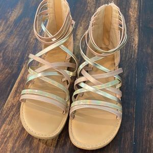 Cat and Jack girls’ metallic sandals - size 1